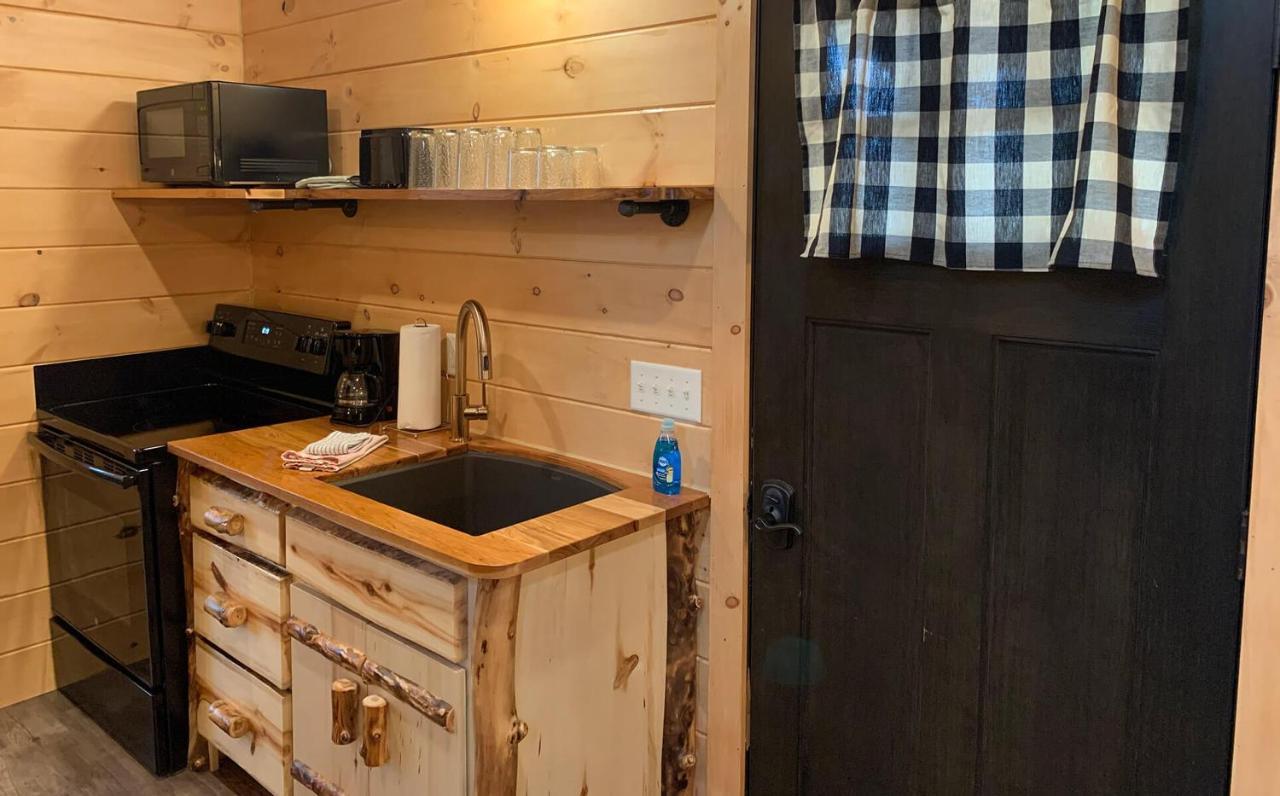 Briarwood Cabin By Amish Country Lodging Берлин Экстерьер фото